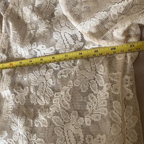 Express lace cardigan /bikini coverup - Picture 9 of 11